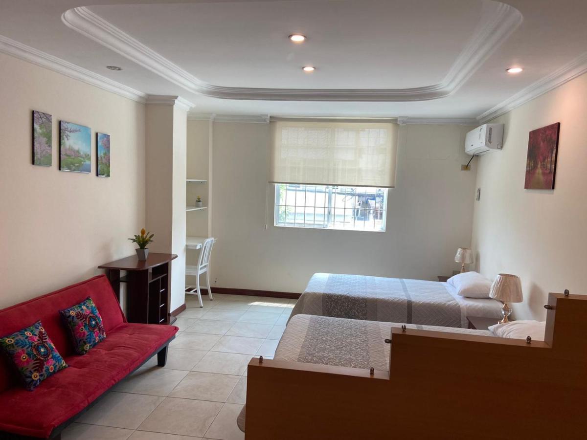 Doral ¡cerca Del Aeropuerto! Appartement Guayaquil